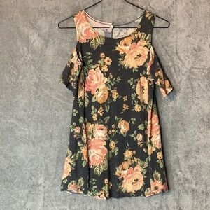 Acting Pro Cold Shoulder Floral Top